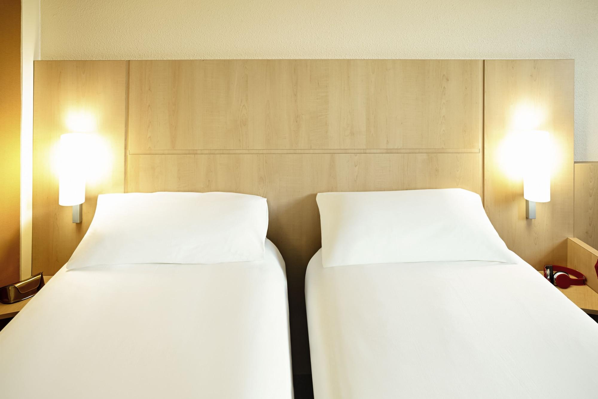 Hotel Ibis Nantes Centre Gare Sud Exterior foto